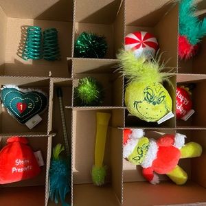 Grinch CAT Advent Calendar